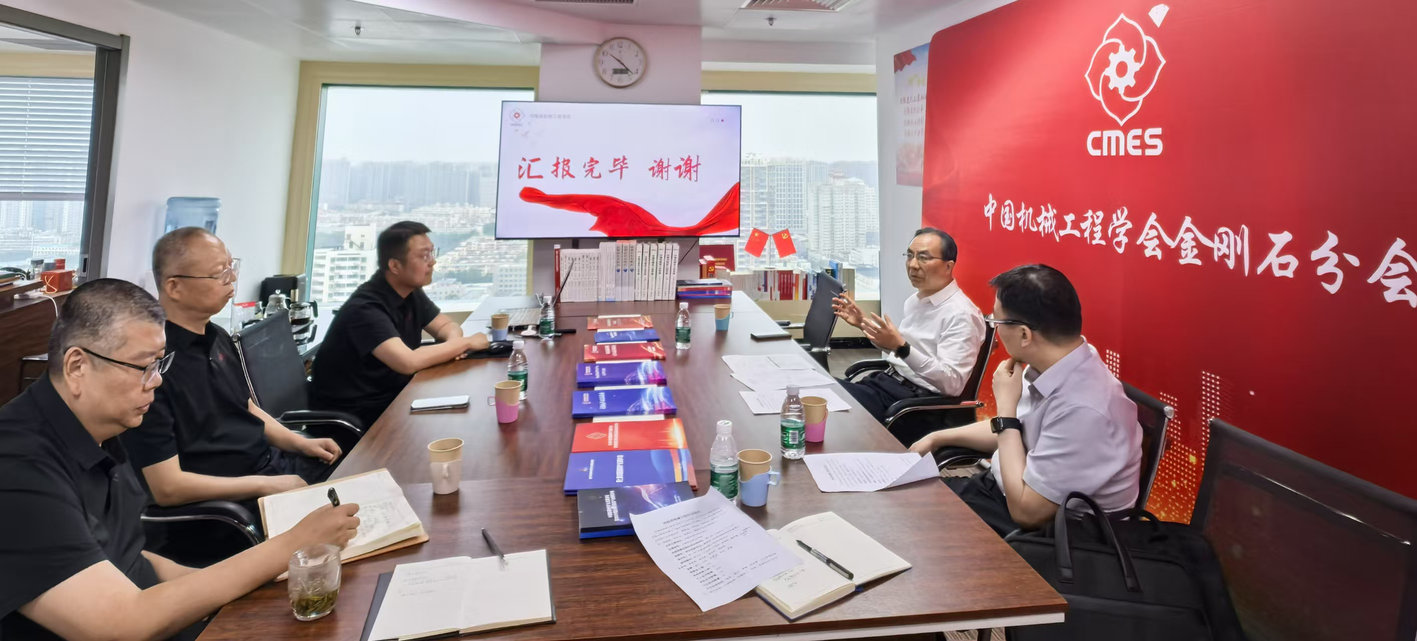 尹洪斌调研指导省机械工程学会工作